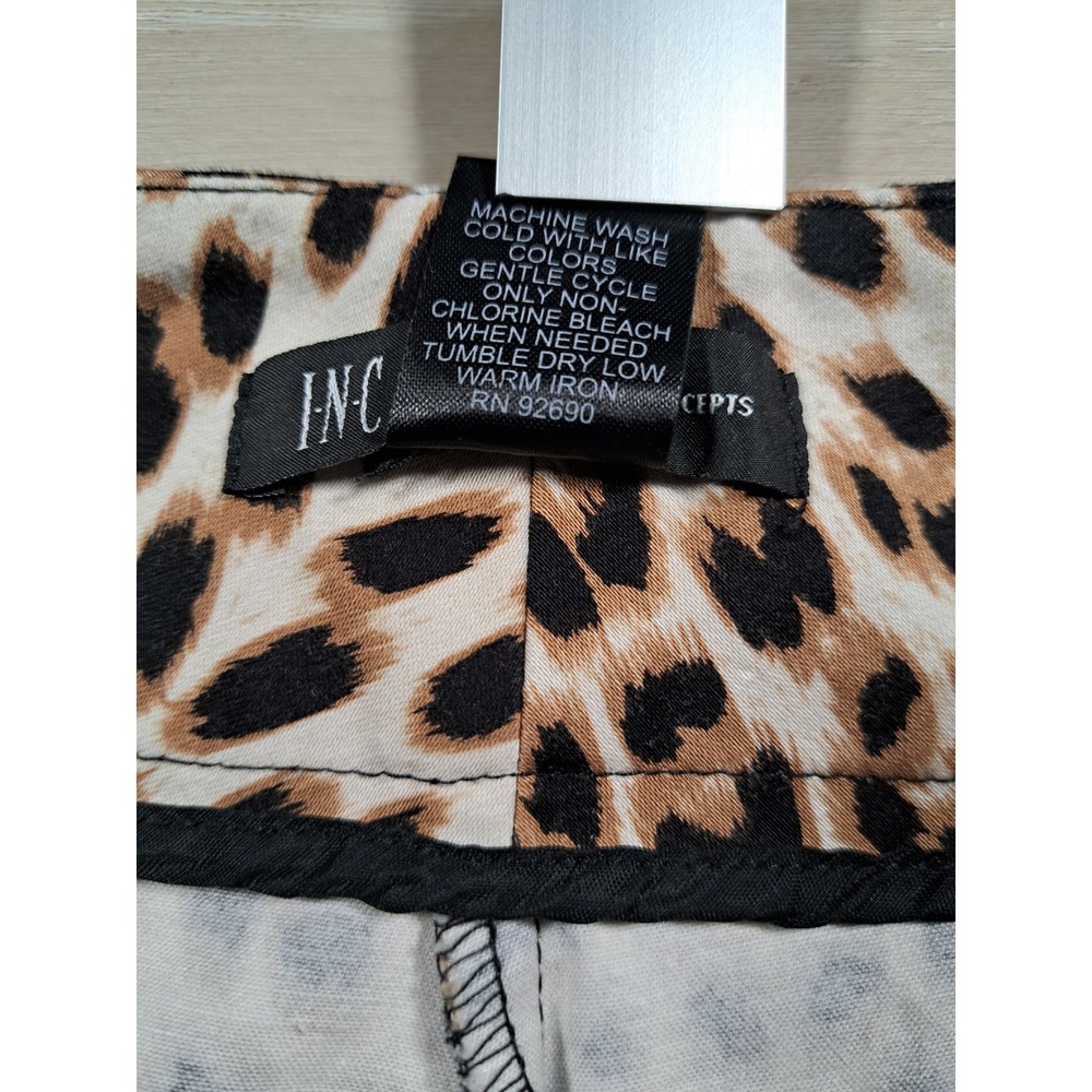 INC International Concepts Animal Leopard Print Shorts Womens Stretch size 4 - Picture 4 of 9